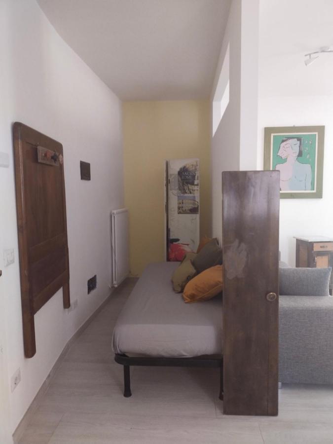 La Tana Dell'Artista Hotel Arco Luaran gambar